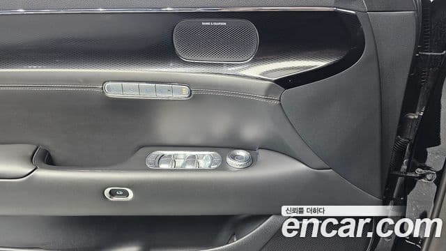 Genesis G90 2022 — Şəkil 16/20