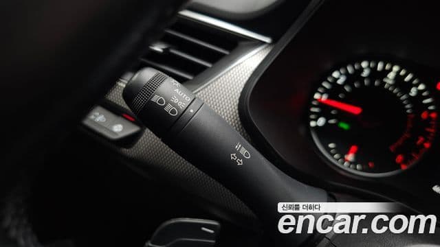 Renault Samsung XM3 2023 — ფოტო 7/30