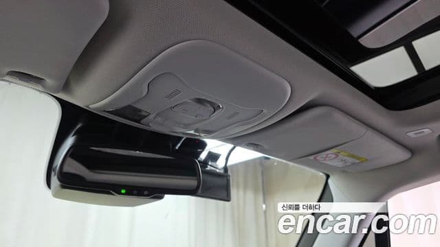 Jeep Renegade 2021 — Фото 19/20