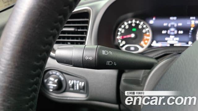 Jeep Renegade 2021 — Şəkil 6/31