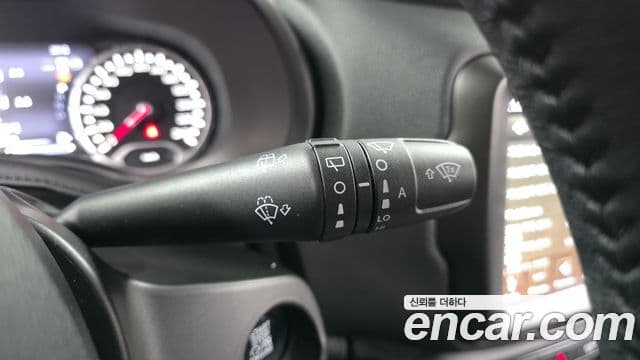 Jeep Renegade 2021 — Şəkil 24/31