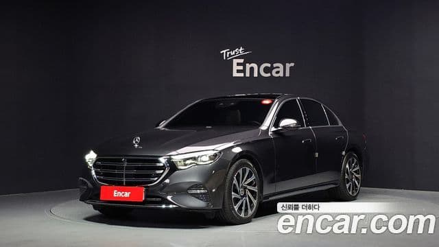 Mercedes-Benz E-Class 2024 — Şəkil 1/20