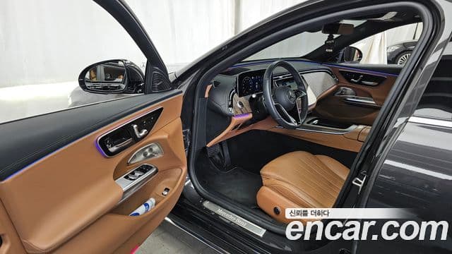 Mercedes-Benz E-Class 2024 — Şəkil 10/20