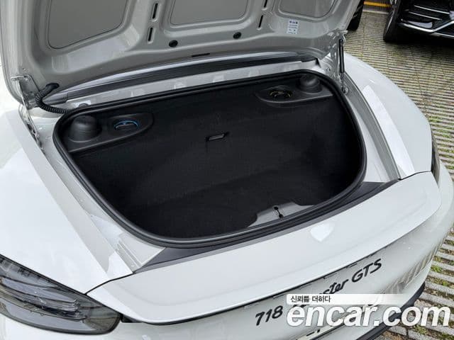 Porsche 718 Boxster 2021 — Şəkil 15/20