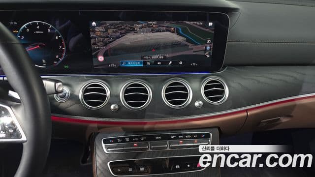 Mercedes-Benz E-Class 2022 — Şəkil 12/20