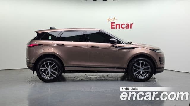 Land Rover Range Rover Evoque 2026 — Фото 5/20