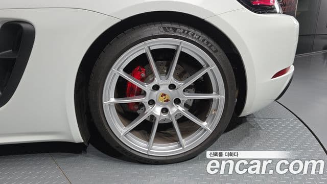 Porsche 718 Boxster 2021 — Photo 9/31