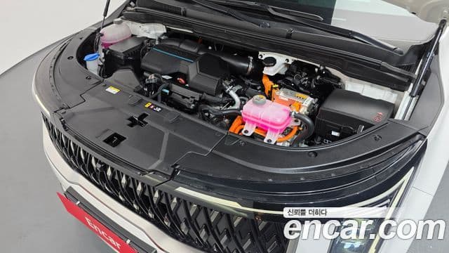 Kia Carnival 2024 — ფოტო 6/20