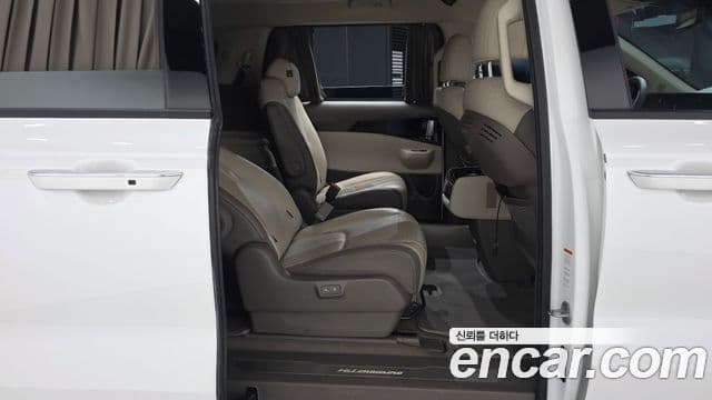 Kia Carnival 2024 — ფოტო 11/20