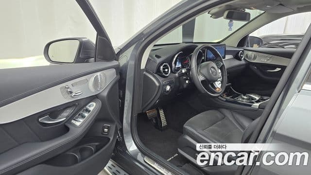 Mercedes-Benz GLC-Class 2019 — Фото 10/20
