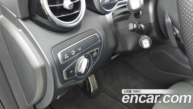 Mercedes-Benz GLC-Class 2019 — Фото 18/20