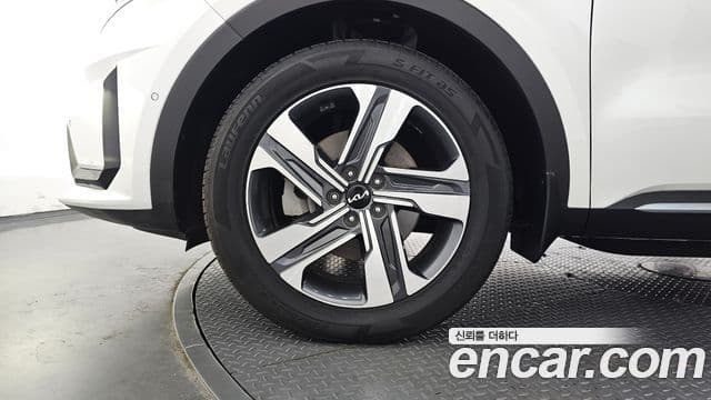 Kia Sorento 2021 — ფოტო 5/20