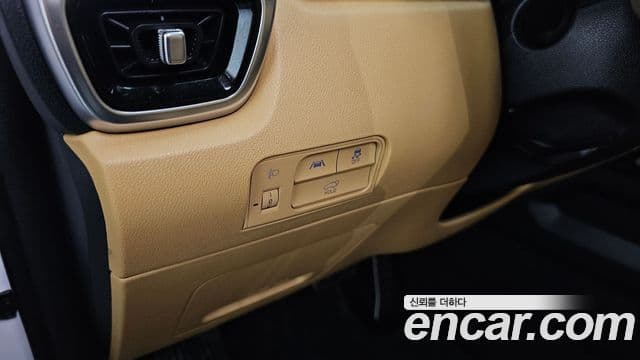 Kia Sorento 2021 — ფოტო 16/20