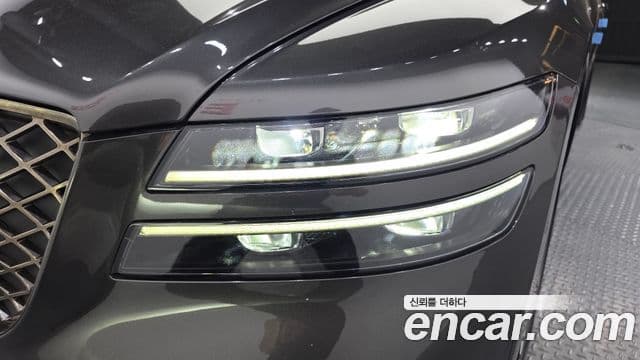 Genesis G80 2022 — Photo 34/35