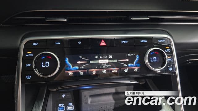 Genesis GV80 2022 — ფოტო 28/35