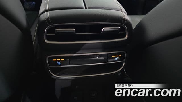 Genesis GV80 2022 — ფოტო 31/35