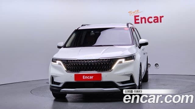Kia Carnival 2023 — Фото 3/20