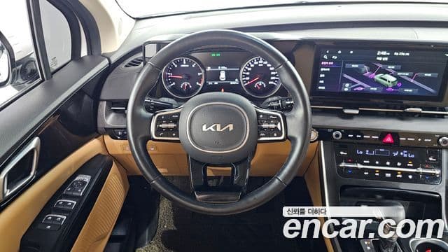 Kia Carnival 2023 — Фото 12/20