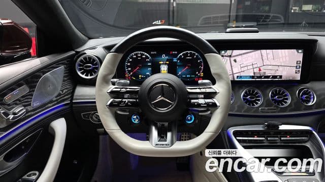 Mercedes-Benz AMG GT 2022 — Фото 13/20