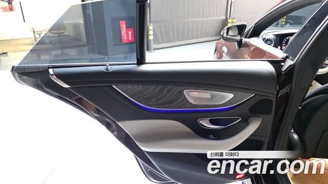 Mercedes-Benz AMG GT 2022 — Photo 16/33
