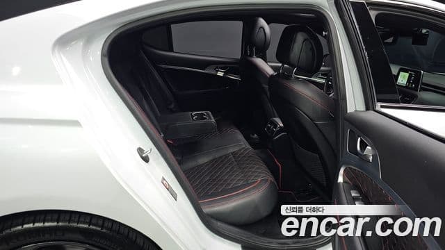 Genesis G70 2019 — ფოტო 11/20