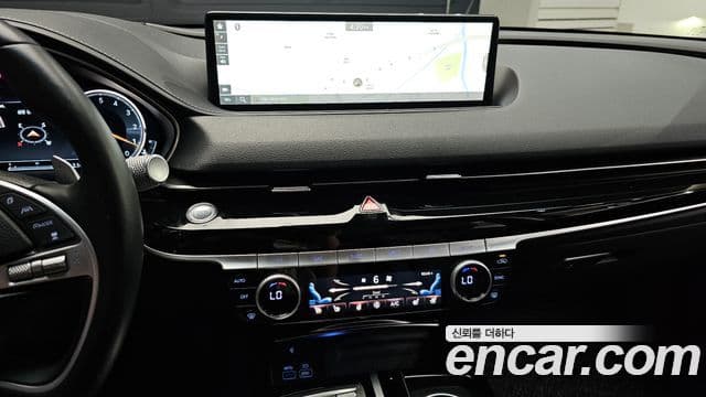 Genesis Electrified G80 2021 — ფოტო 13/20