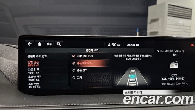 Genesis Electrified G80 2021 — ფოტო 16/20