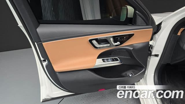 Mercedes-Benz E-Class 2025 — Şəkil 9/32