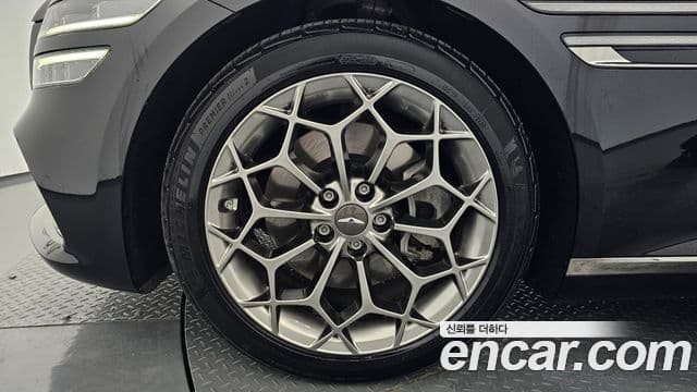 Genesis Electrified G80 2020 — Şəkil 5/20