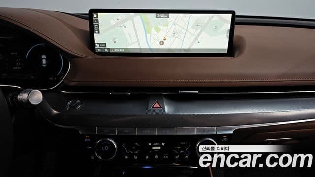 Genesis Electrified G80 2020 — Şəkil 12/20