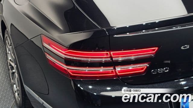 Genesis G80 2020 — Şəkil 18/40