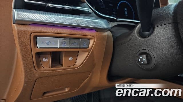 Genesis G80 2020 — Şəkil 28/40