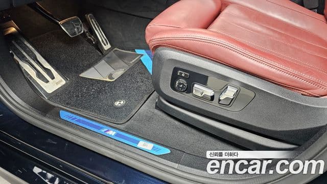 BMW X6 2021 — ფოტო 16/20