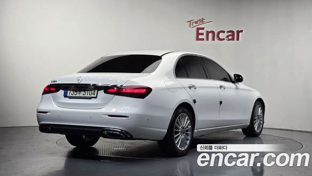 Mercedes-Benz E-Class 2021 — Şəkil 1/20