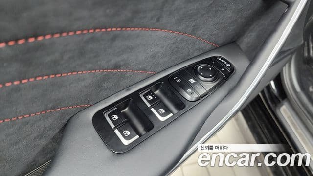Kia Stinger Meister 2023 — Şəkil 13/35