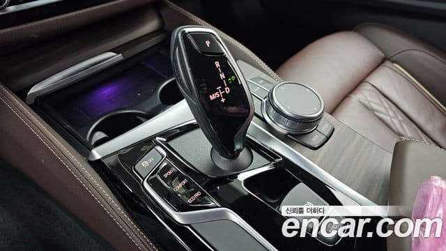 BMW 5 Series 2020 — ფოტო 9/20