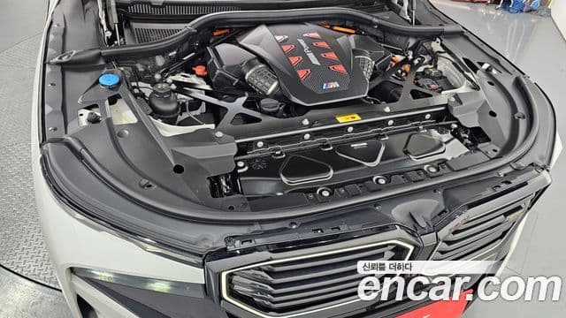 BMW XM 2023 — Photo 19/35