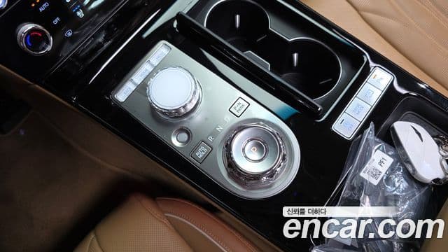 Genesis Electrified G80 2024 — Şəkil 9/20