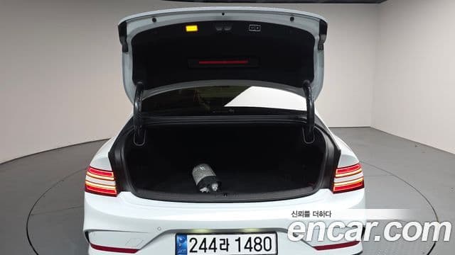 Genesis Electrified G80 2024 — Şəkil 20/20