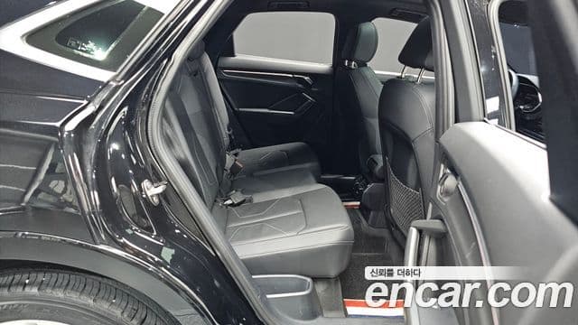 Audi Q3 2023 — Şəkil 8/20