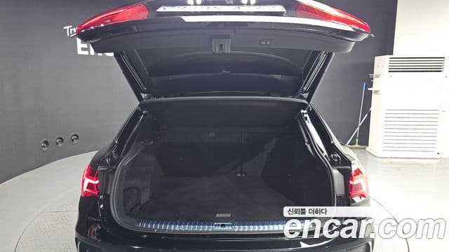 Audi Q3 2023 — Şəkil 14/20