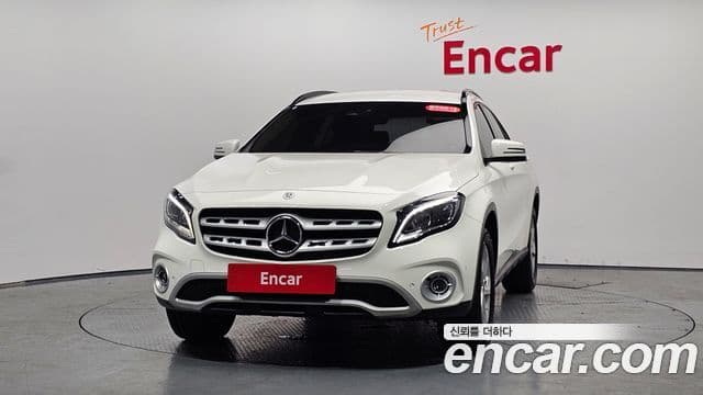 Mercedes-Benz GLA-Class 2019 — ფოტო 3/20