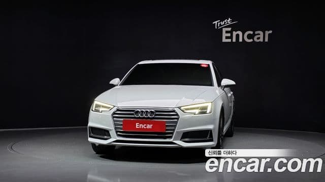 Audi A4 2019 — Photo 23/31