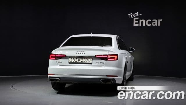 Audi A4 2019 — Photo 31/31