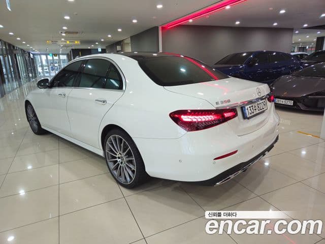 Mercedes-Benz E-Class 2022 — Şəkil 1/20