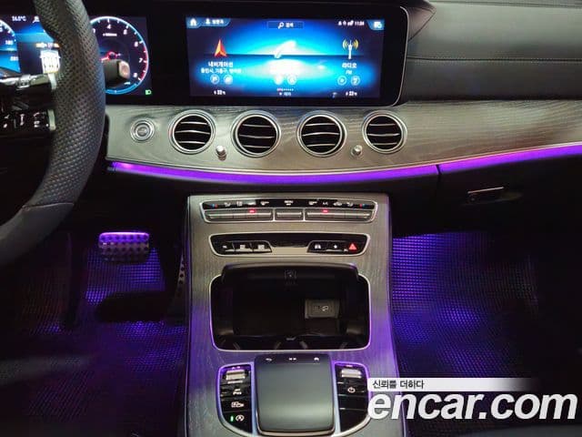 Mercedes-Benz E-Class 2022 — Şəkil 7/20