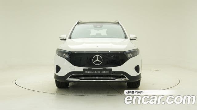 Mercedes-Benz EQB 2025 — ფოტო 14/17