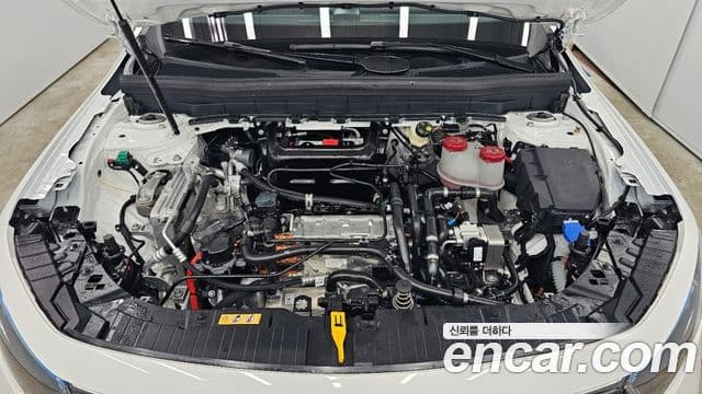 Mercedes-Benz EQB 2025 — ფოტო 5/17
