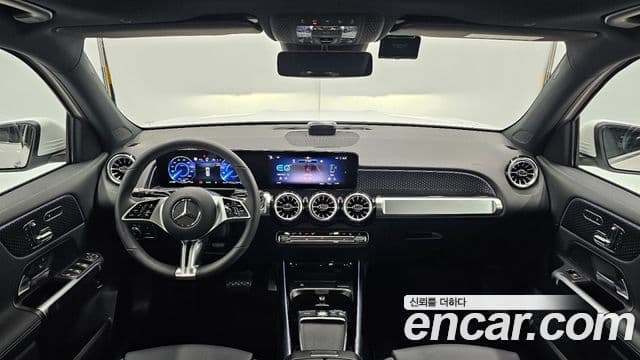 Mercedes-Benz EQB 2025 — ფოტო 6/17