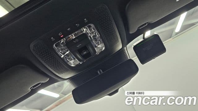 Mercedes-Benz EQB 2025 — ფოტო 13/17